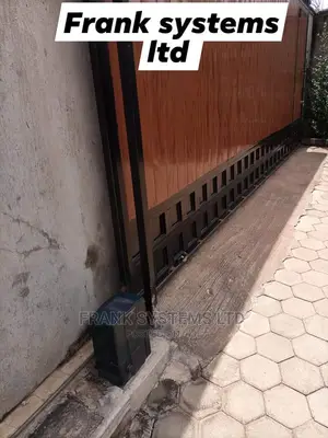 Automatic Sliding Gate System. Evo D5