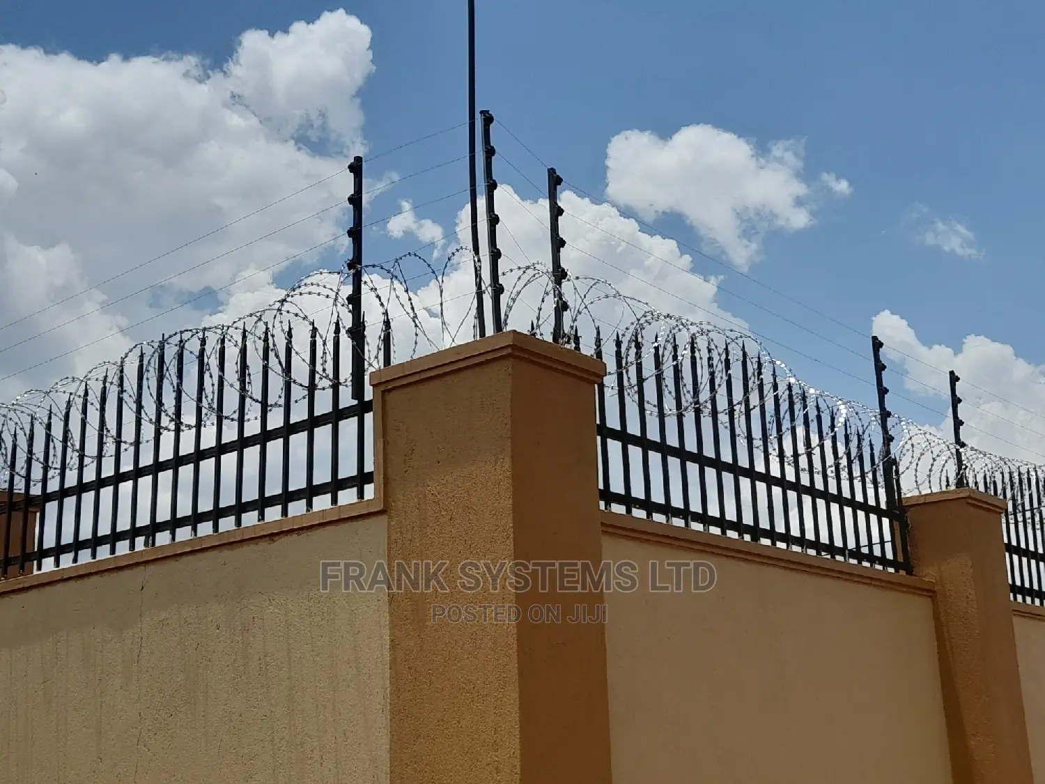 Electric Fencing System With Razor Wire.