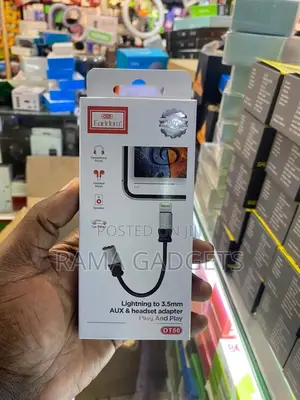 iPhone to Aux Pin