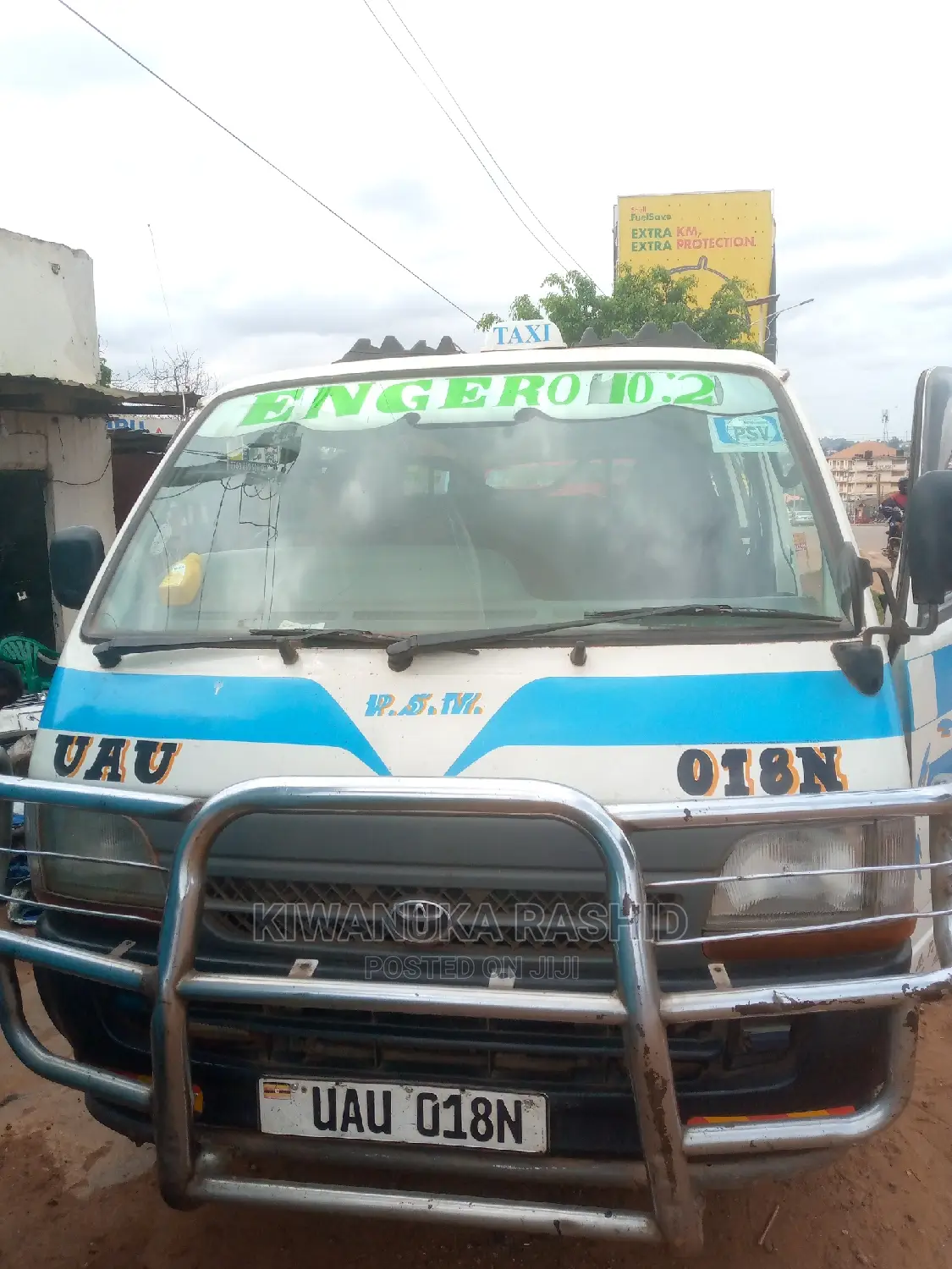Toyota Hiace 2001 White