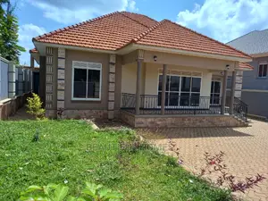 Furnished 4bdrm House in Kira Organised for Sale