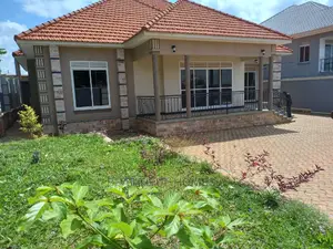 Furnished 4bdrm Bungalow in Kira Posh for Sale