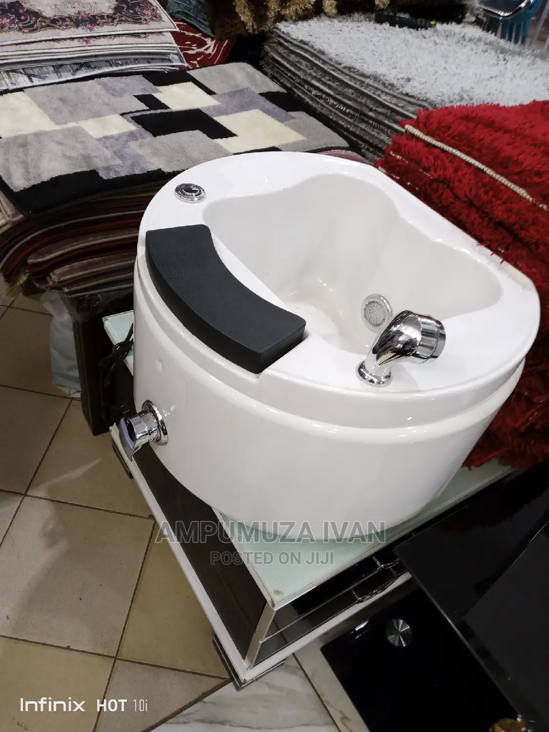 Foot Spa for Saloon Use