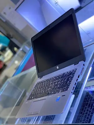 Laptop Sales Person