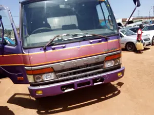 Fuso Baby Face Truck 2001