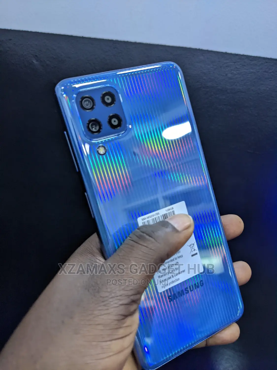 New Samsung Galaxy M32 128 GB Blue