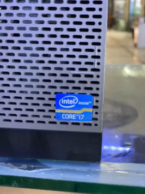 Desktop Computer Dell 4GB Intel Core i7 HDD 500GB