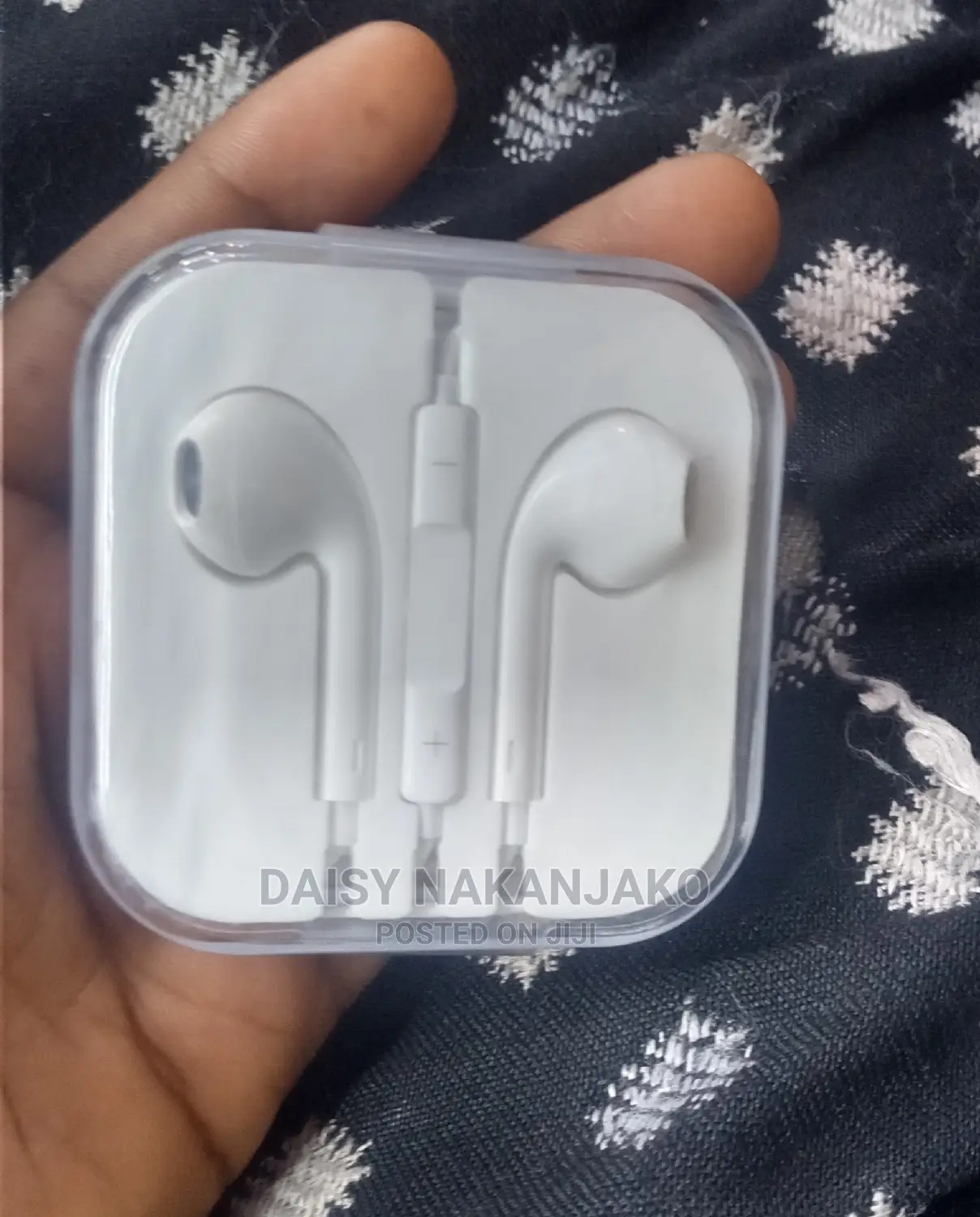 Apple Headsets White
