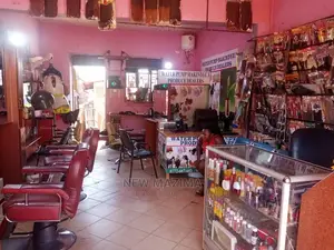 Furnished 1bdrm Room Parlour in Makindye Town, Division B for Rent