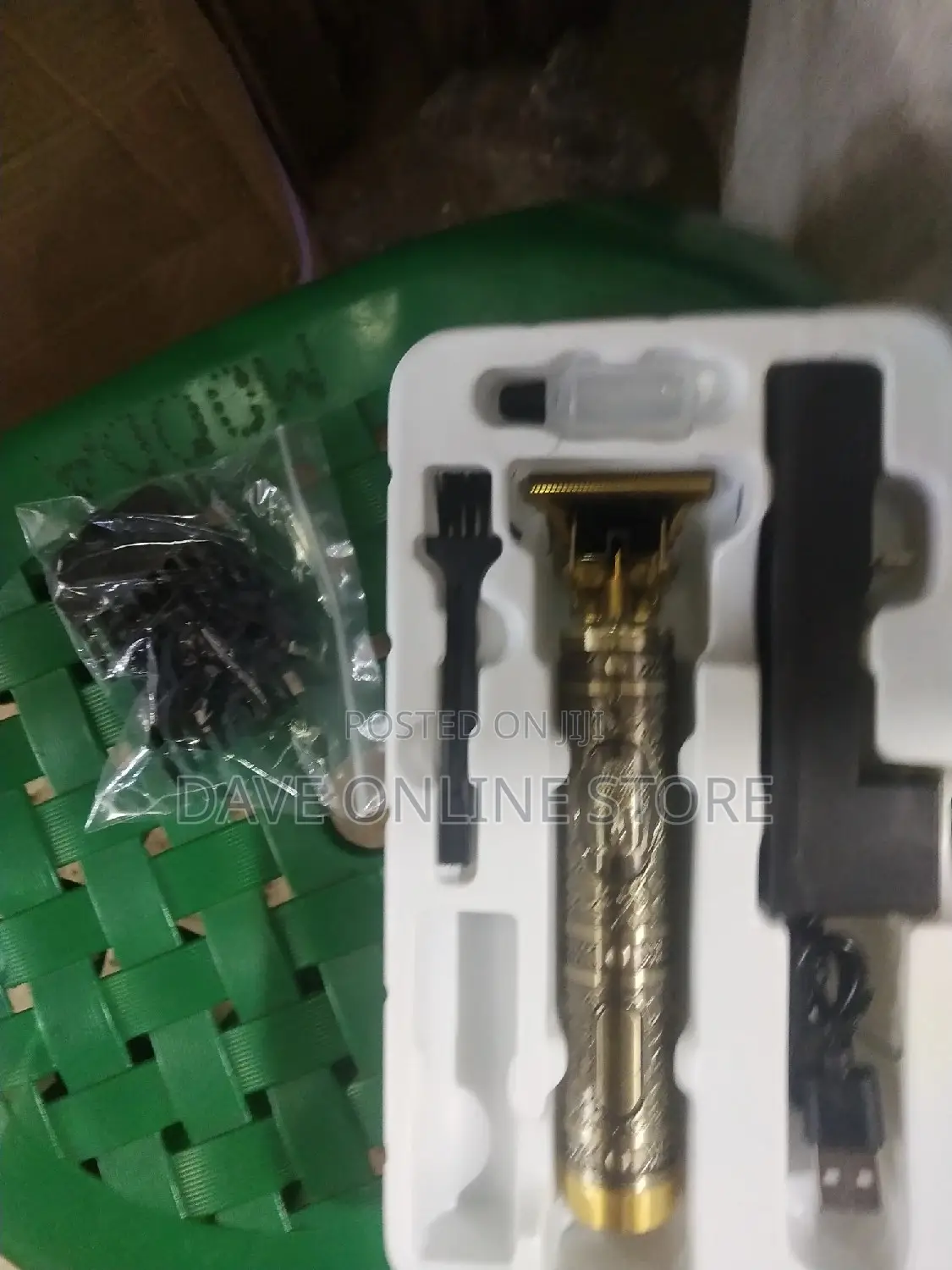 Vintage T9 Rechargeable Hair Clipper.