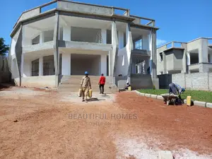 Furnished 6bdrm Mansion in Munyonyo Lake View, Central Division