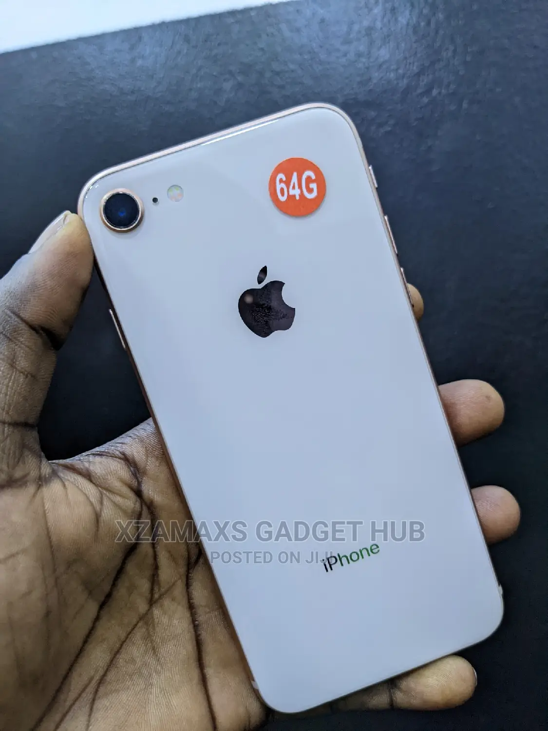 Apple iPhone 8 64 GB Gold