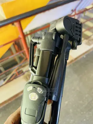 Professional Foldable Heavy Duty Phone and Camera Tripod