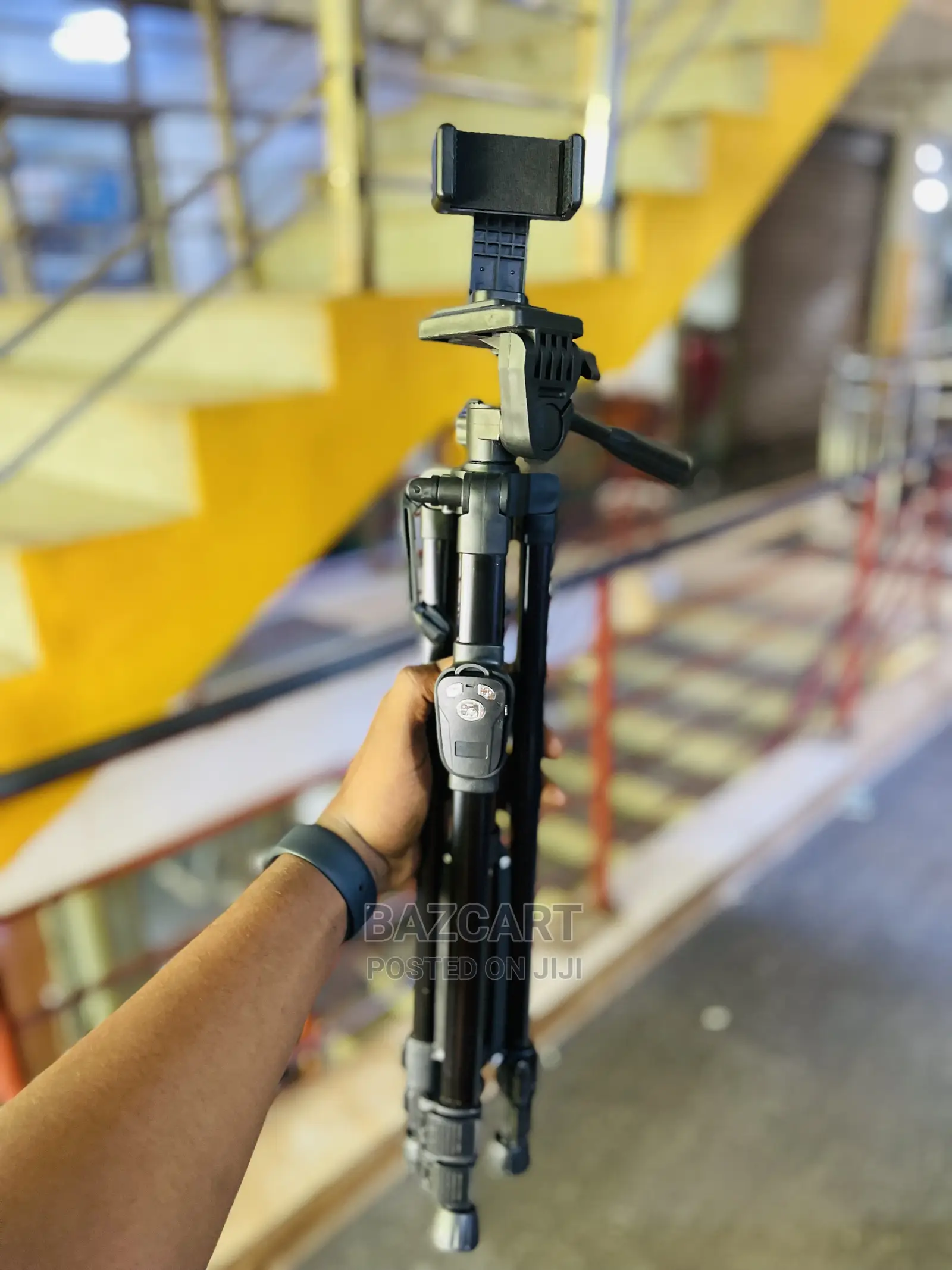 Professional Foldable Heavy Duty Phone and Camera Tripod