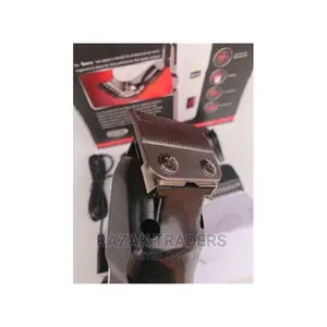 Geemy Rechargeable Cordless Shaving Machine With LCD Display