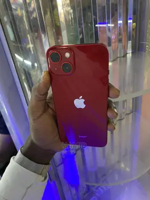 Apple iPhone 13 128 GB Red