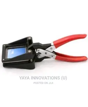 2*2 Hand-Held Passport Phot Cutter