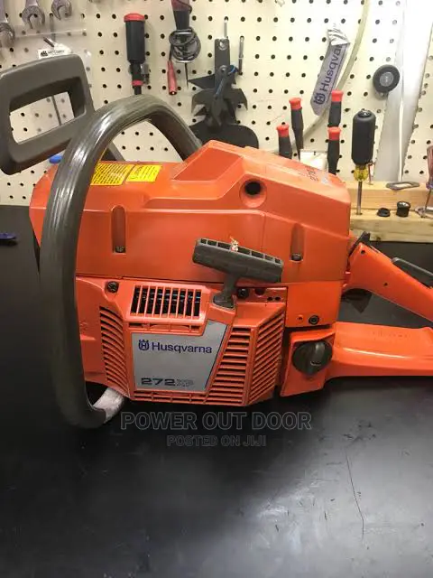 Husqvarna Chainsaw 272XP