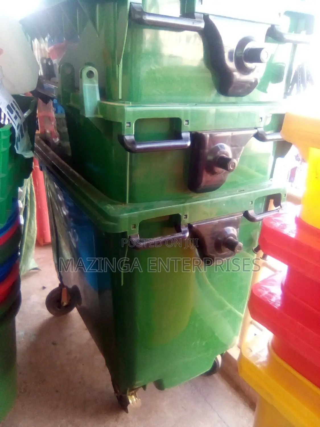 660litres Heavy Duty Plastic Waste/Dust Bins