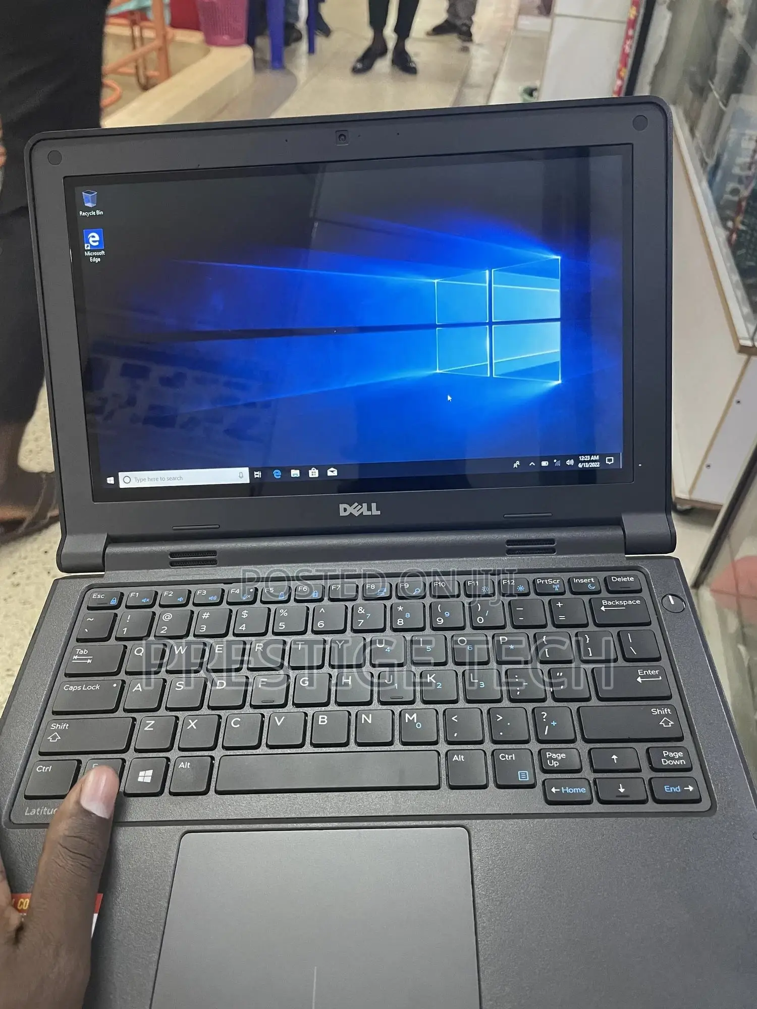 Laptop Dell Dell Latitude 7490 4GB Intel Celeron 320GB