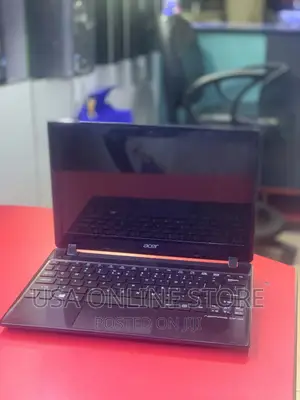 Laptop Acer 2GB Intel Atom HDD 160GB