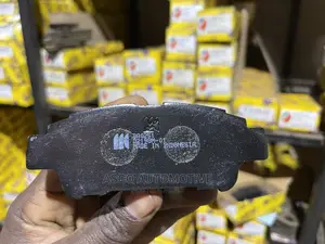 Front Brakes Pads Vitz Probox Succeed Genuine Mk Kashiyama