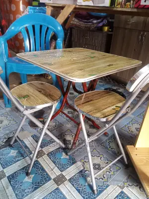 Reading Table and Chairs