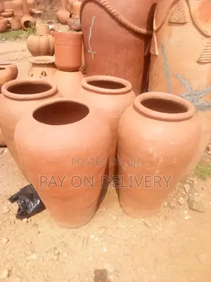 Home Beauty (Flower Pots)