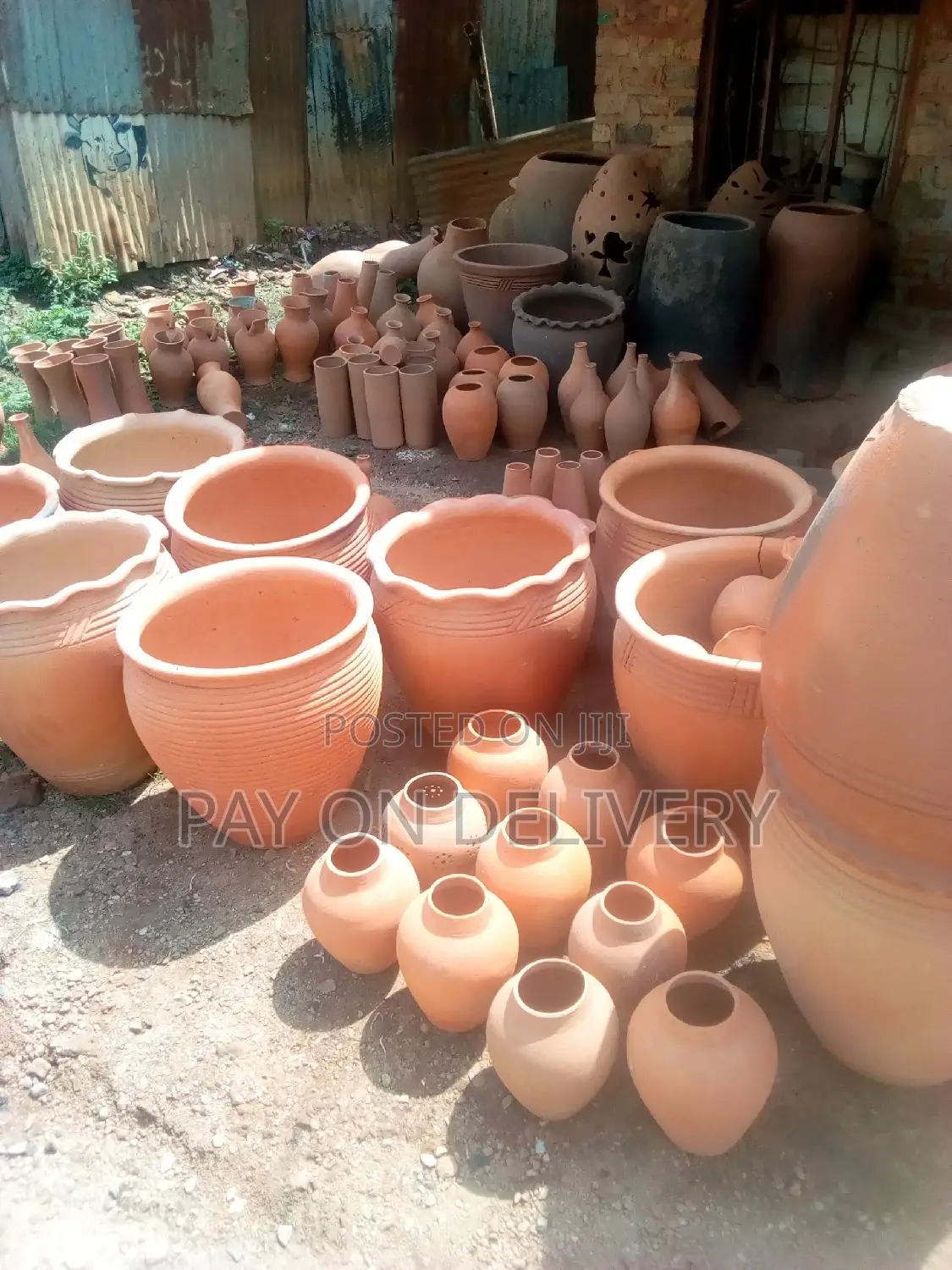 Home Beauty (Flower Pots)