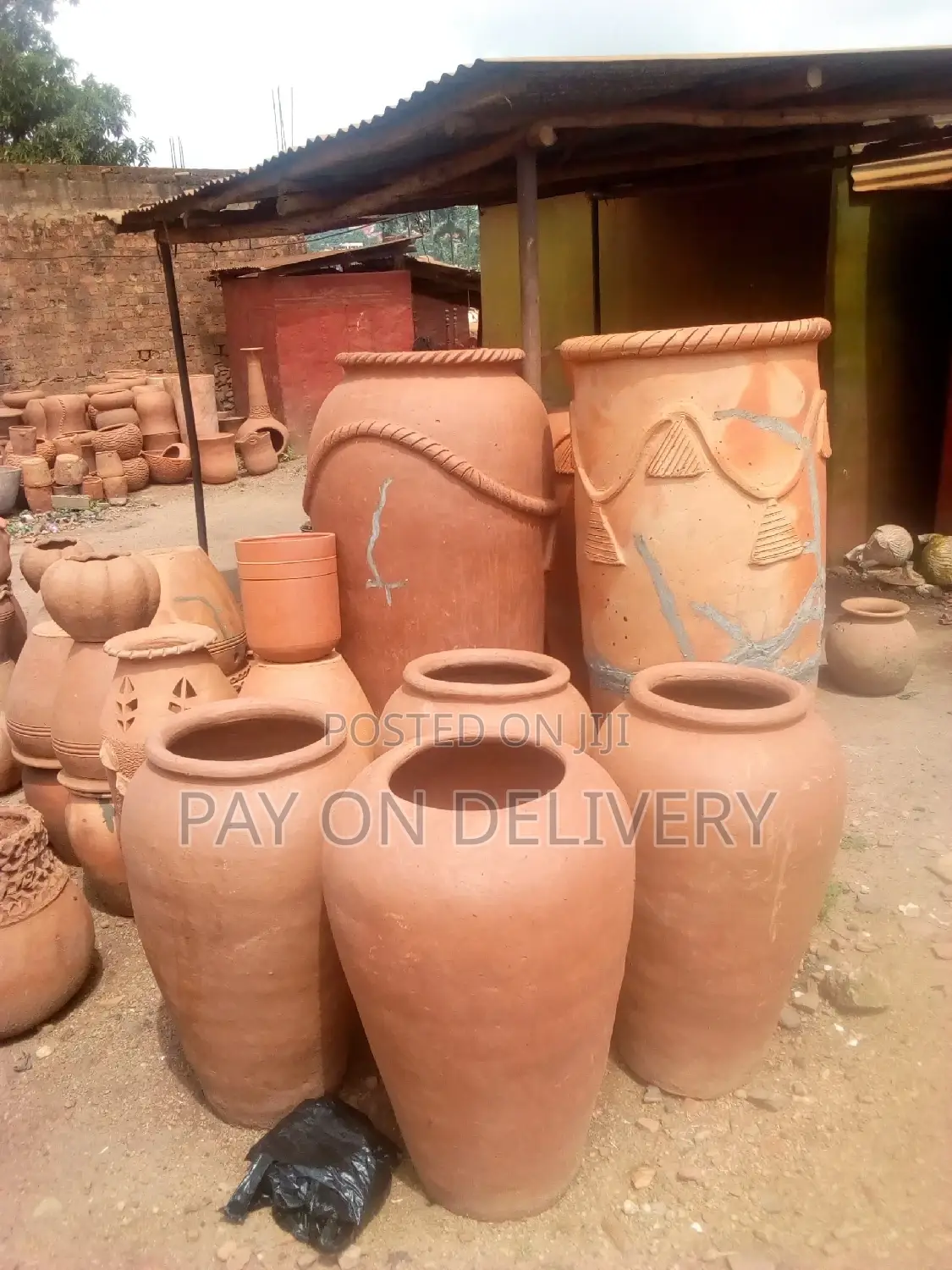 Home Beauty (Flower Pots)