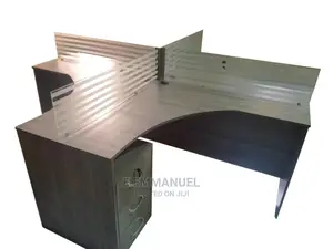 4 Seater Workstation