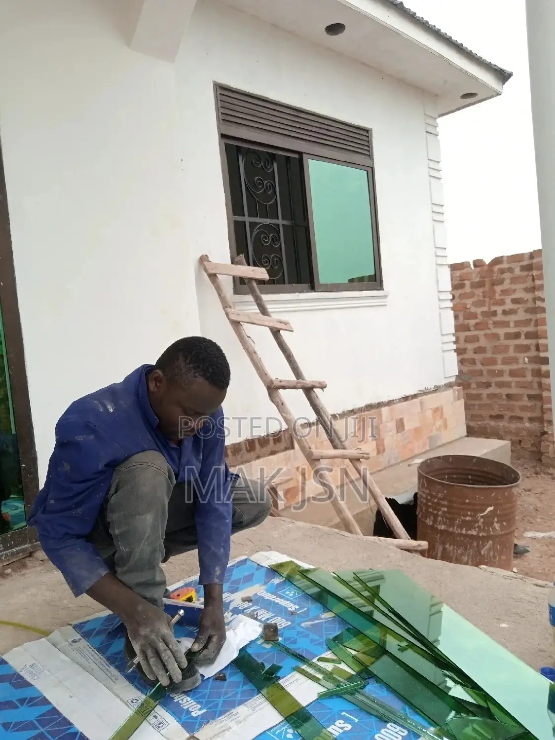 Window Glasses Site Works