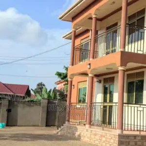 4bdrm House in Kitende Ntebe Rd, Division a for Sale