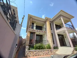 Furnished 5bdrm Mansion in Kira Corporate for Sale