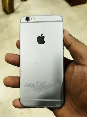 Apple iPhone 6 64 GB White