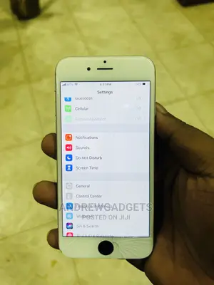 Apple iPhone 6 64 GB White