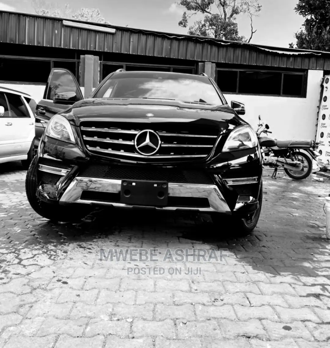 ML Formatic Benz Cars for Hire