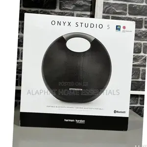 Onyx Studio 7