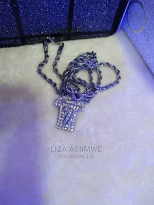 Men’S Simple Necklaces Available With a Baddest 7 Pendant