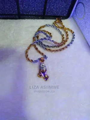 Simple Men’S Necklaces/Chains Available