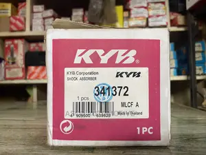 100%Genuine Front KYB Shock Absorbers Hilux Vigo 08 Up 2015