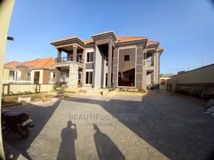 Furnished 6bdrm Mansion in Kisaasi Tarmack, Central Division for Sale