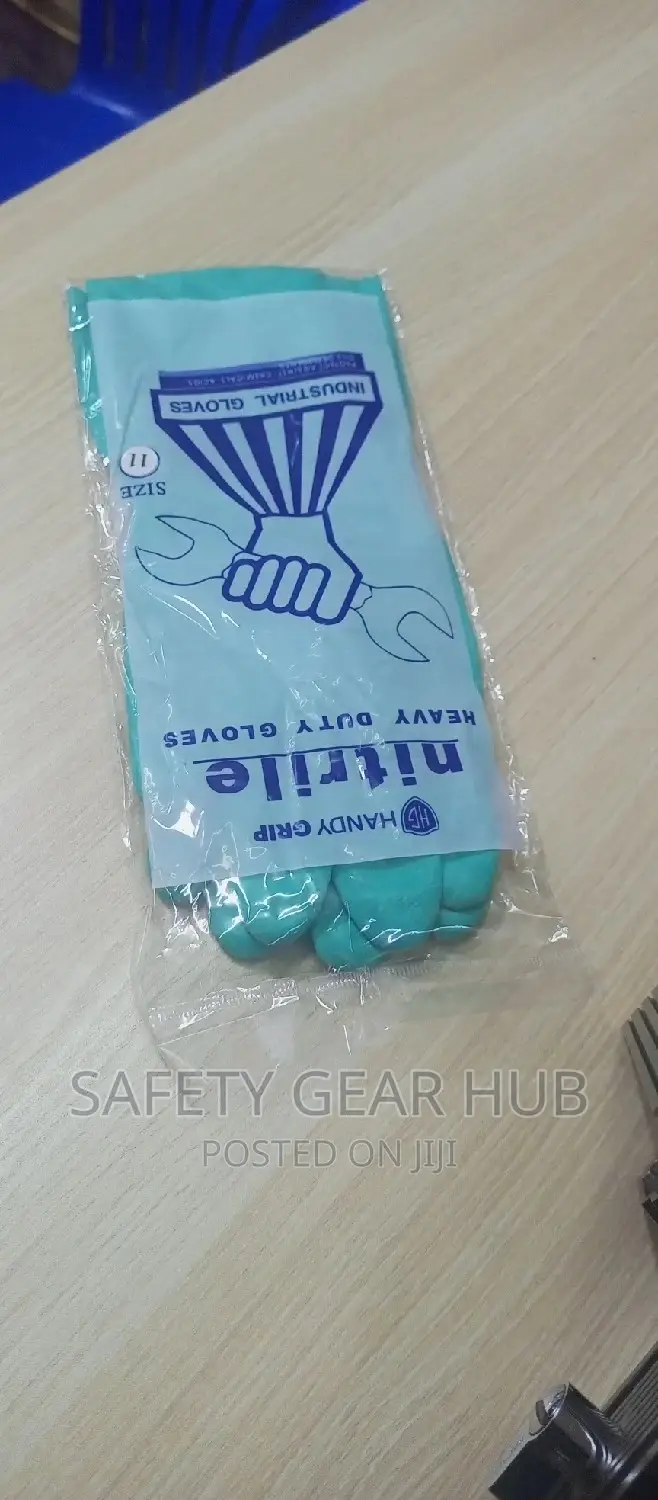 Nitrile Gloves (Chemical Gloves)