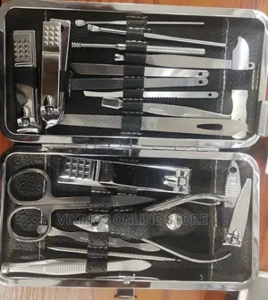 19 Pcs Manicure Set.
