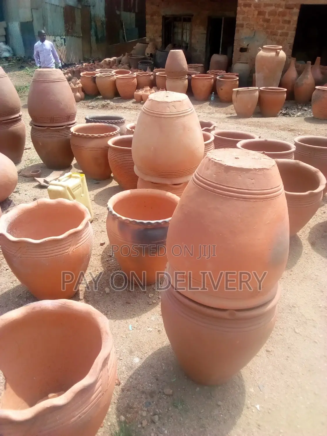 Pottery ((Flower Pots)