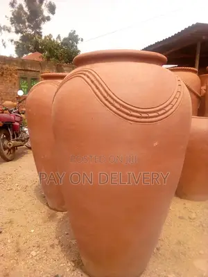 Pottery ((Flower Pots)