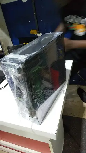 Desktop Computer Dell 4GB Intel Core I3 320GB