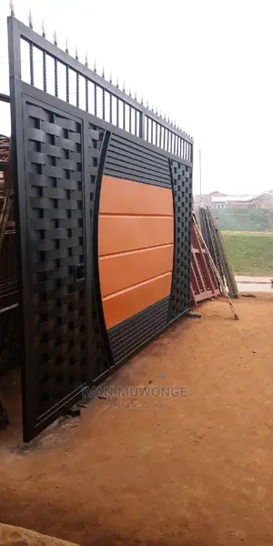 Gate in Back