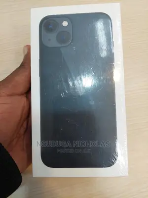 New Apple iPhone 13 256 GB Black