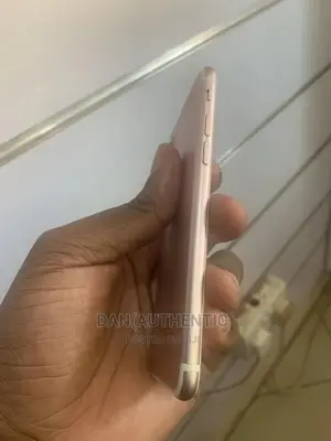 Apple iPhone 7 32 GB Rose Gold